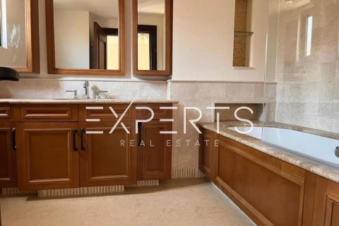 3 dormitorios Townhouse en Bavaria Town, Vietnam No. 70516 14