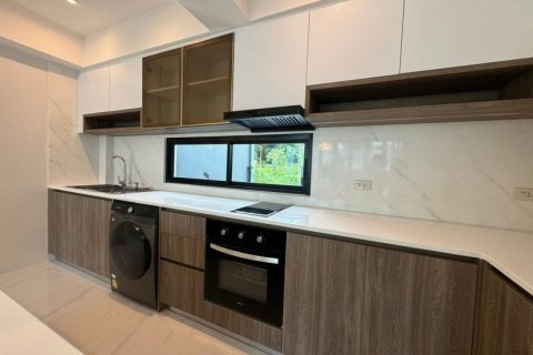 300m² Villa en Rawai, Thailand No. 97414 7