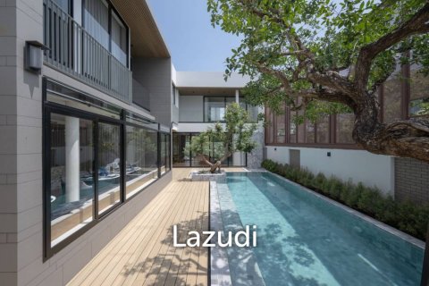 5 bedrooms House in Chiang Mai, Thailand No. 98019 3