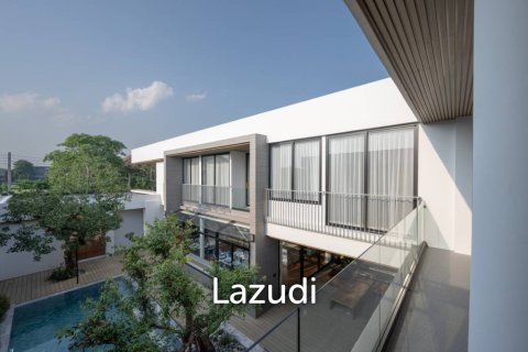 5 bedrooms House in Chiang Mai, Thailand No. 98019 1