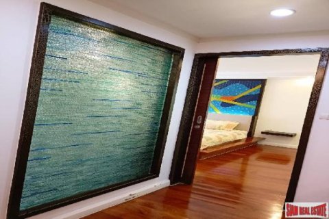 2 bedrooms Apartment in Bangkok, Thailand No. 97209 8