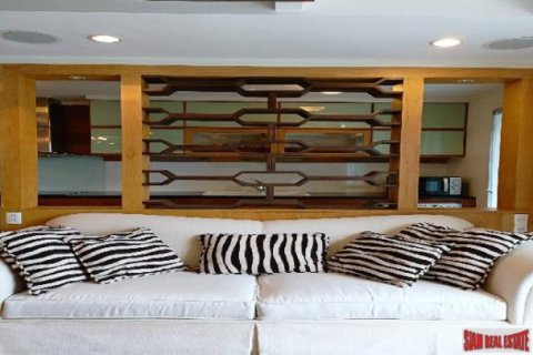 2 bedrooms Apartment in Bangkok, Thailand No. 97209 7