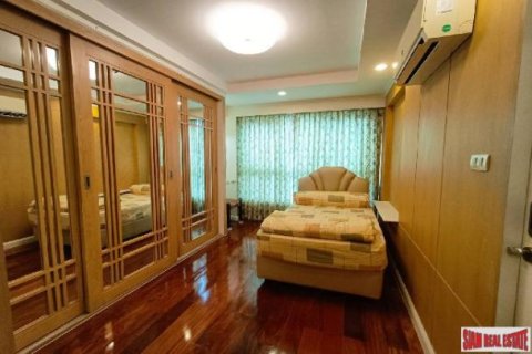2 bedrooms Apartment in Bangkok, Thailand No. 97209 13