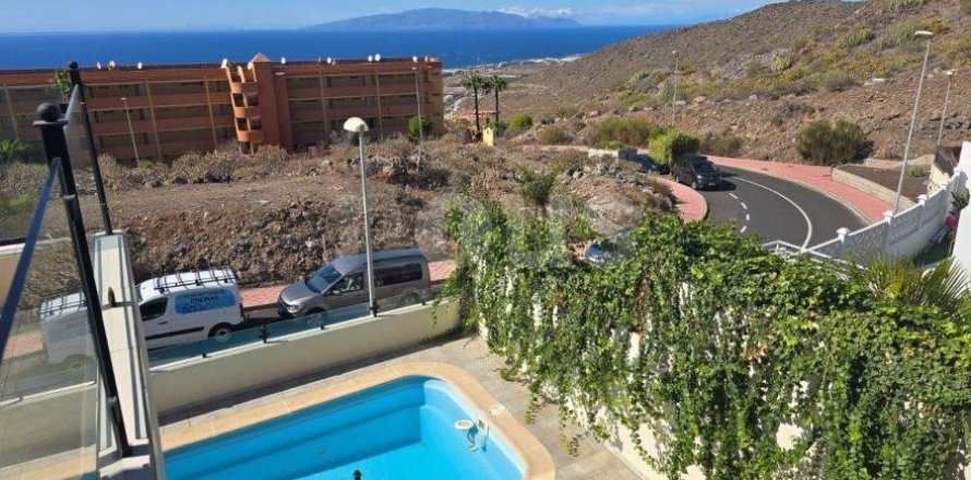 3 chambres Villa à Tenerife, Spain No. 128289