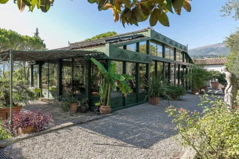 13 bedrooms House in Grasse, France No. 100278 10