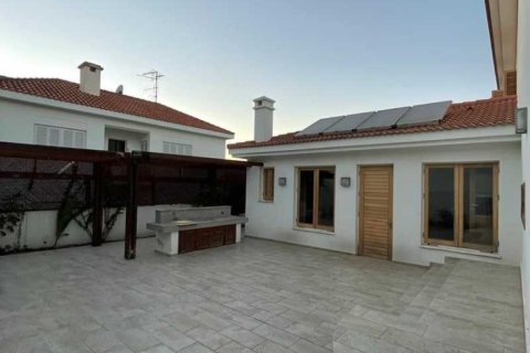 6 bedrooms House in Aglantzia, Cyprus No. 80730 5