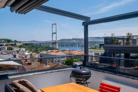 2 bedrooms Apartment in Besiktas, Turkey No. 128980