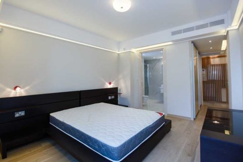 3 bedrooms Apartment in Germasogeia, Cyprus No. 32198 11