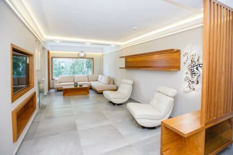 3 bedrooms Apartment in Germasogeia, Cyprus No. 32198 7