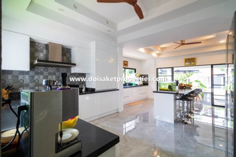 5 bedrooms House in Chiang Mai, Thailand No. 97926 16