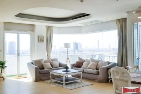 2 bedrooms Land in Bangkok, Thailand No. 96387 1