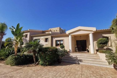 4 dormitorios Villa en Empa, Cyprus No. 84447 1