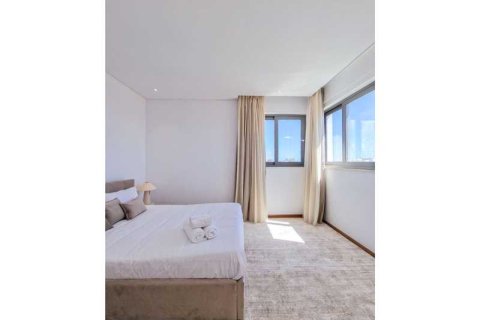 3 bedrooms Apartment in Paphos, Cyprus No. 104267 9