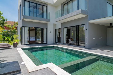 3 bedrooms Villa in Ko Samui, Thailand No. 98461 1