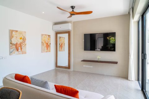 3 bedrooms Villa in Ko Samui, Thailand No. 98461 8
