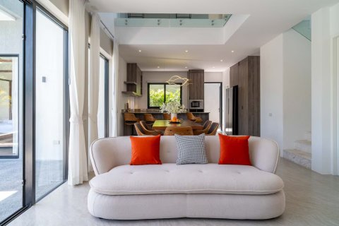 3 bedrooms Villa in Ko Samui, Thailand No. 98461 6