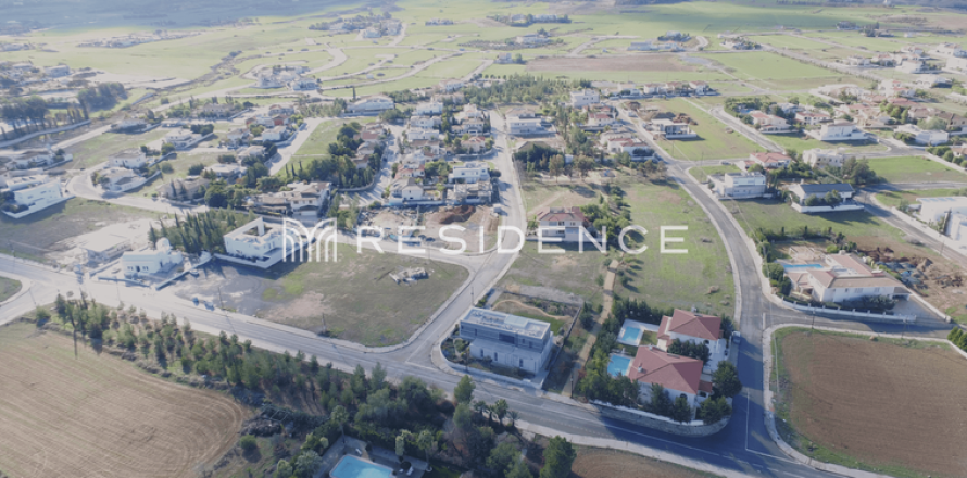 Commercial property in Limassol, Cyprus No. 35496