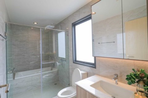 8 bedrooms Villa in Jomtien Beach, Thailand No. 1021 11