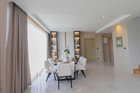 8 bedrooms Villa in Jomtien Beach, Thailand No. 1021 7