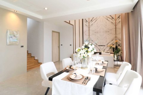 8 bedrooms Villa in Jomtien Beach, Thailand No. 1021 9