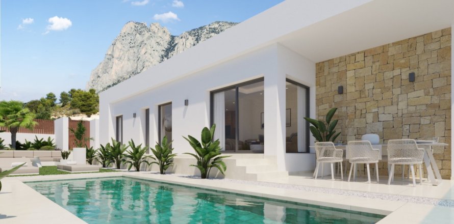 3 bedrooms Villa in Benidorm, Spain No. 121579