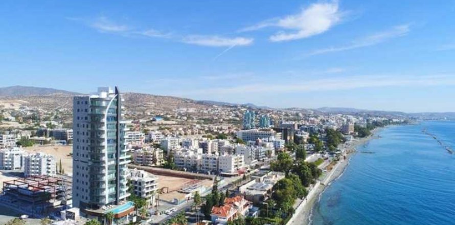 Вилла с 3 спальнями в Гермасойя, Кипр №84379