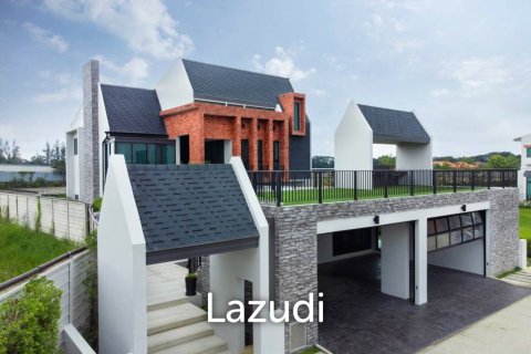 5 bedrooms House in Chiang Mai, Thailand No. 97959 8