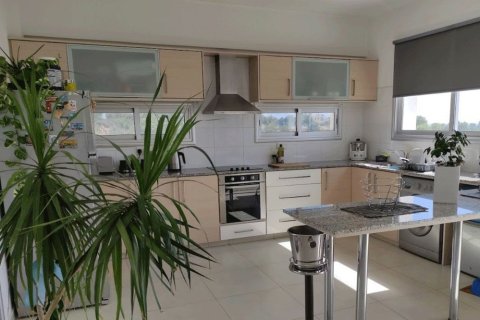 3 bedrooms House in Pegeia, Cyprus No. 37142 4