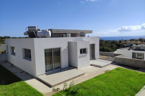 3 bedrooms House in Pegeia, Cyprus No. 37142 11
