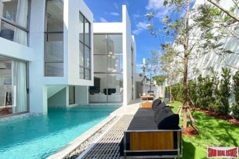 3 bedrooms Villa in Phuket, Thailand No. 97034 4