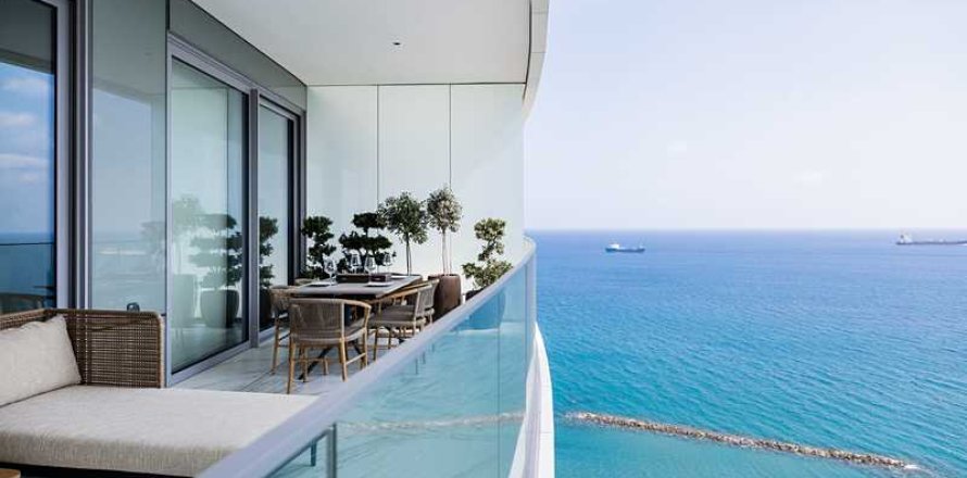 Квартира с 2 спальнями в Лимассол, Кипр №84507