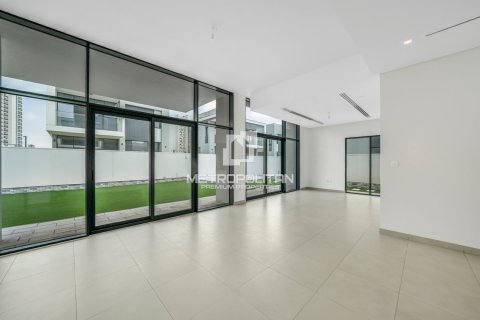 4 bedrooms Villa in Hoang Kim, Vietnam No. 94697 6