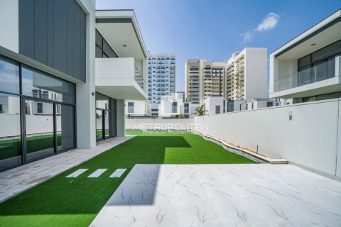 4 bedrooms Villa in Hoang Kim, Vietnam No. 94697 5