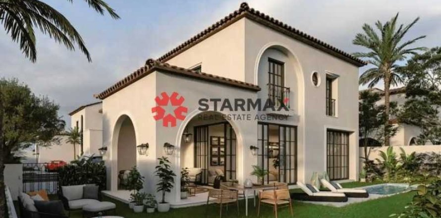 3 bedrooms House in Oroklini, Cyprus No. 82713