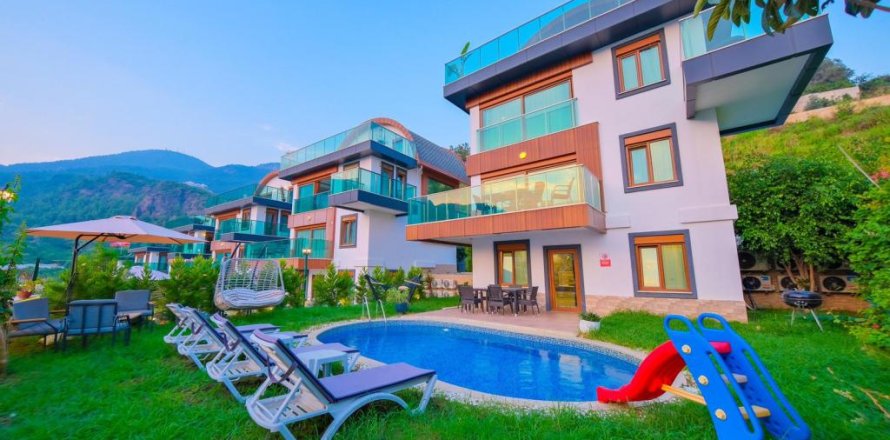 6 rooms Villa à Alanya, Turkey No. 21831