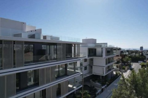 2 bedrooms Apartment in Limassol, Cyprus No. 81838 1