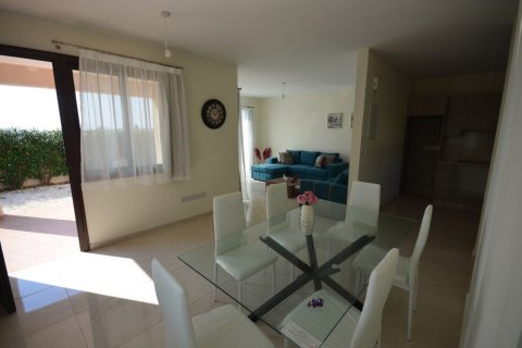4 rooms Villa in Paphos, Cyprus No. 107133 3