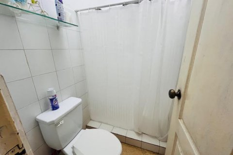 3 bedrooms House in Panama City, Panama No. 109755 15
