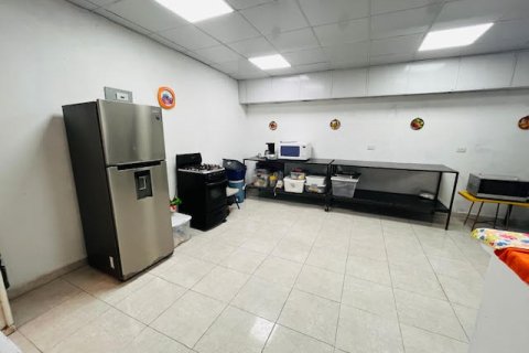 3 bedrooms House in Panama City, Panama No. 109755 18