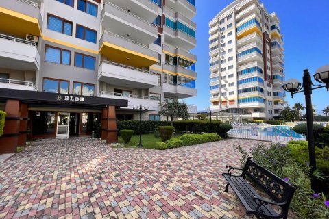 Квартира с 3 комнатами в Махмутлар, Турция №21671