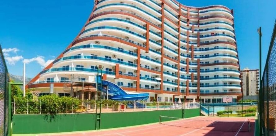 4 rooms Apartment in Mahmutlar, Turkey No. 21172