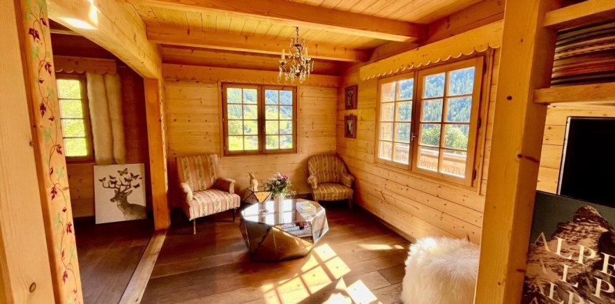 5 bedrooms House in La Giettaz, France No. 100232