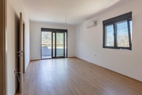 1 dormitorio Apartment en Kotor, Montenegro No. 104756 15