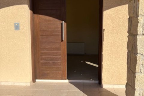 3 bedrooms Bungalow in Moni, Cyprus No. 36627 11