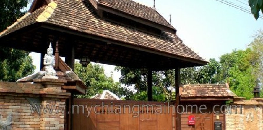 Commercial property à Chiang Mai, Thailand No. 97629