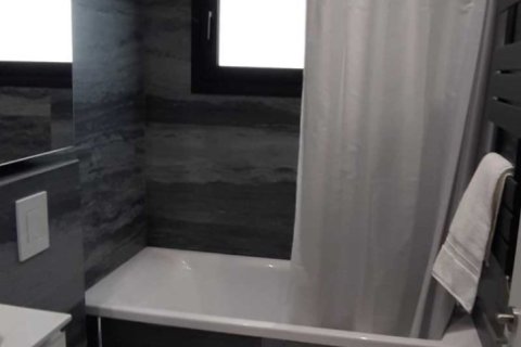 3 bedrooms Apartment in Germasogeia, Cyprus No. 63951 8