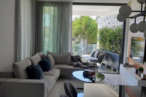 3 bedrooms Apartment in Germasogeia, Cyprus No. 63951 14