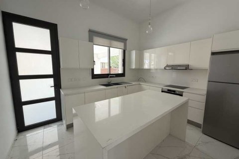 4 dormitorios House en Agios Athanasios, Cyprus No. 84041 4