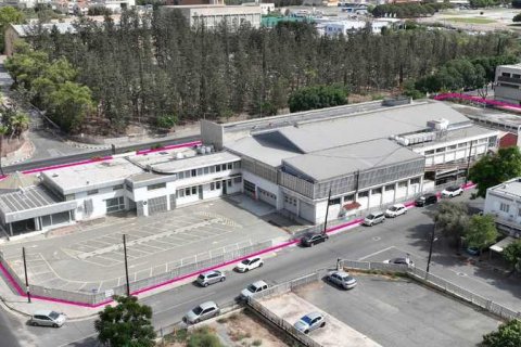 Commercial property à Strovolos, Cyprus No. 71067 5
