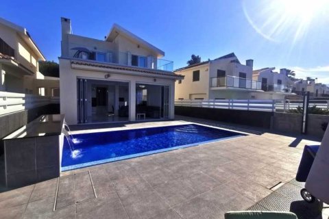 5 bedrooms Villa in Pegeia, Cyprus No. 84395 5